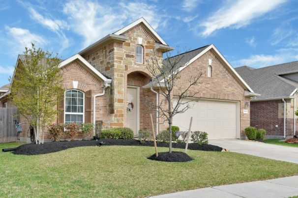 https://MonicaOrtega.NewConstructionHomesNOW.com